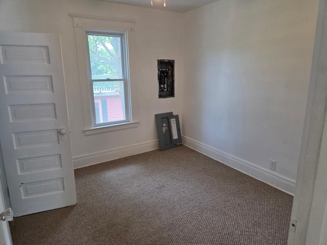 Saginaw House: 1209 Gratiot Ave.