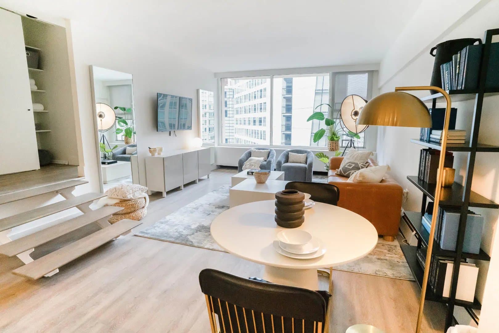 Chicago Condo: 33 E Chestnut