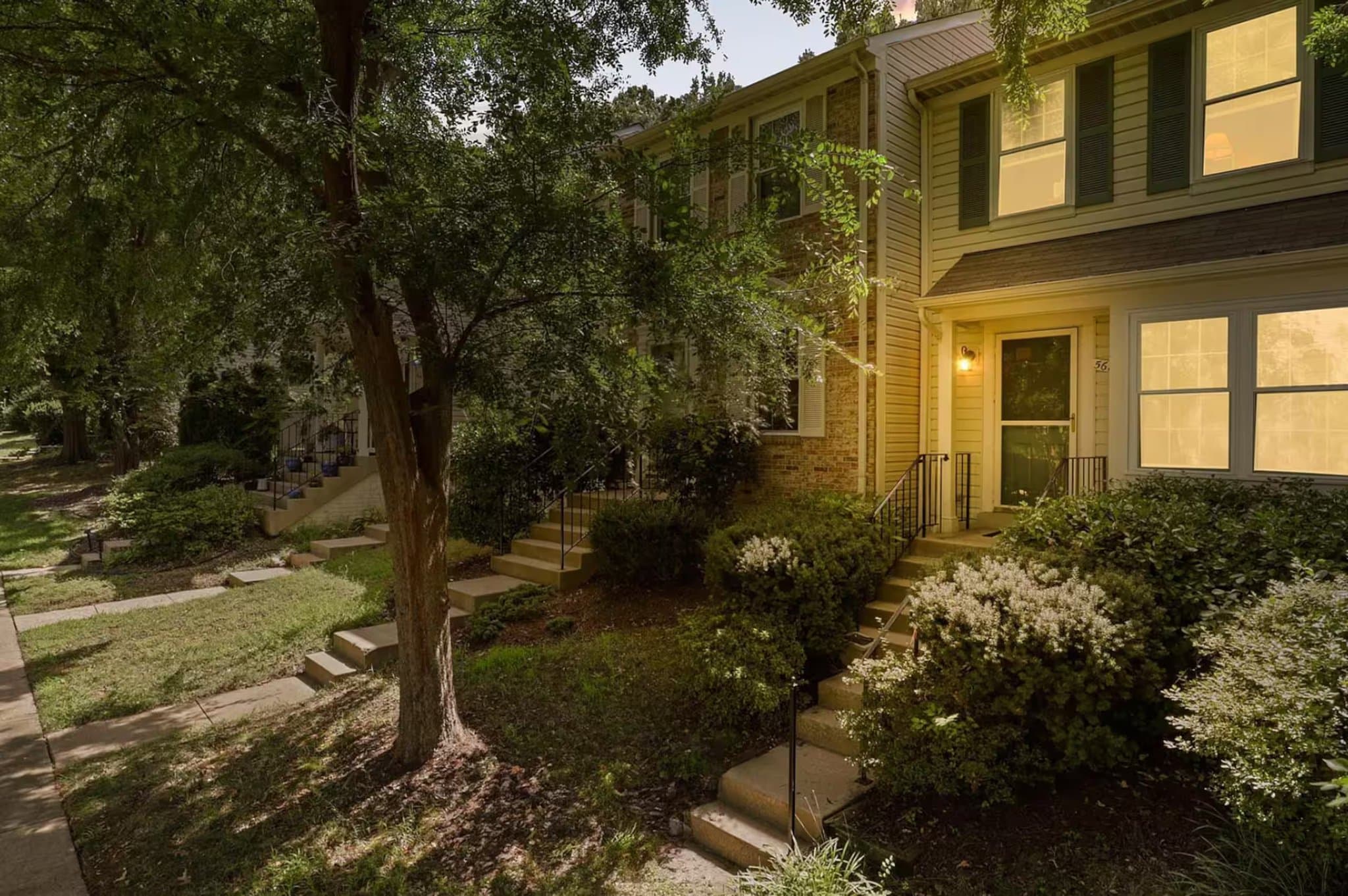Clifton Townhome: 5680 White Dove Ln
