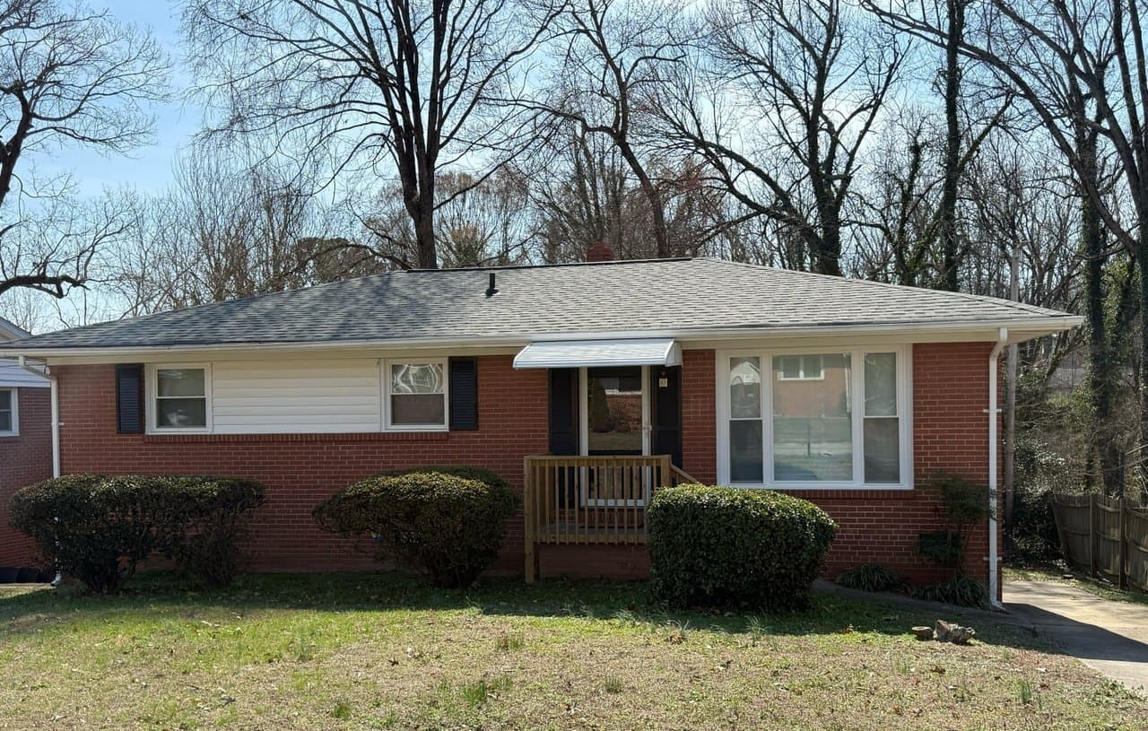 High Point House: 828 Willow Place