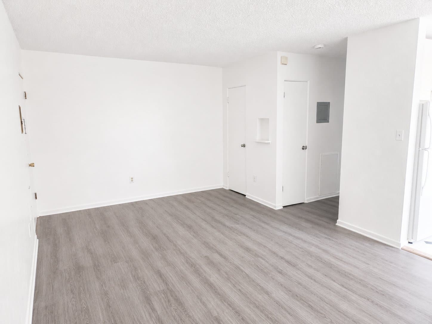 Denver Apartment: 4720 E 8th Ave