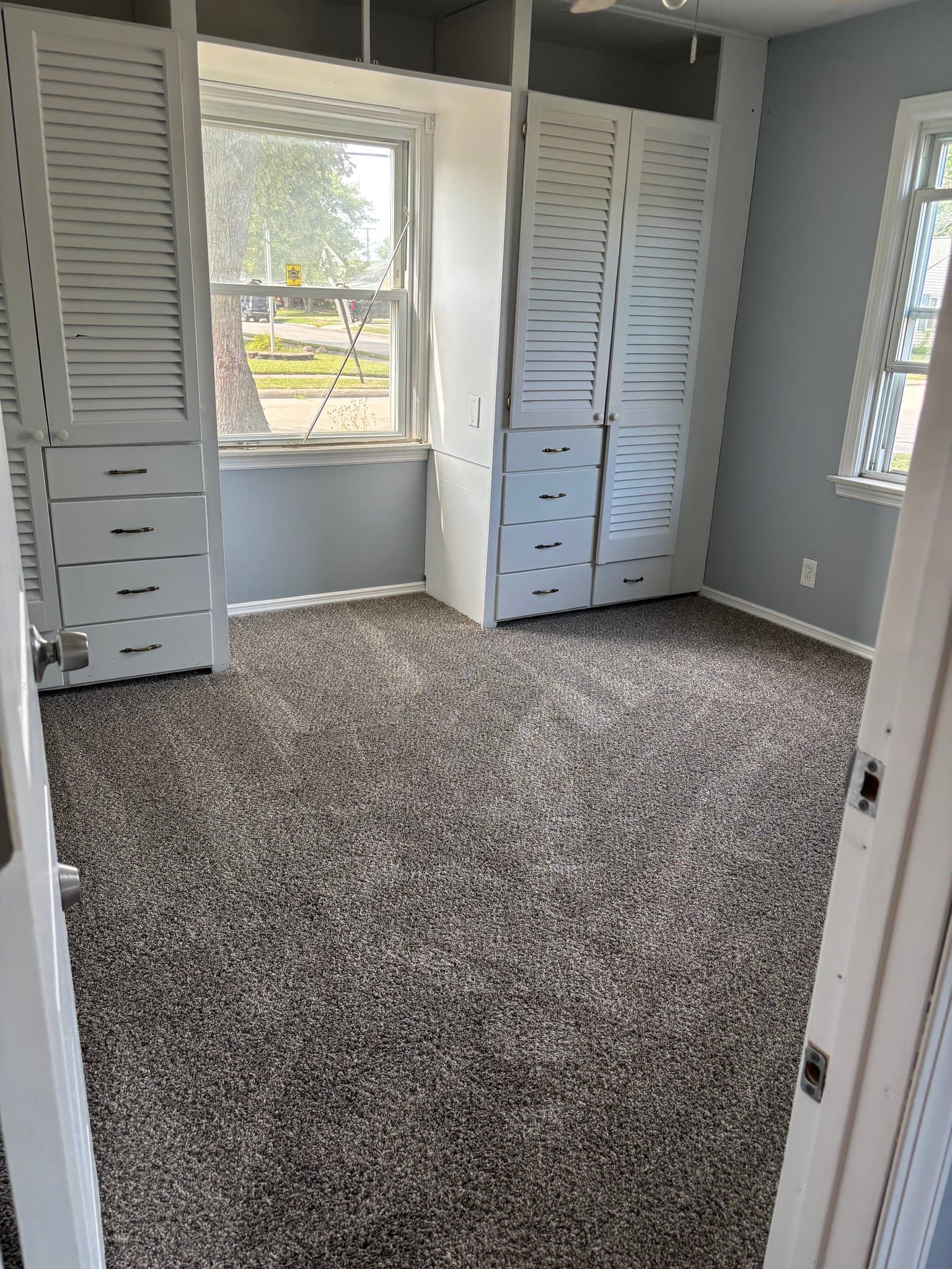 Roseville House: 26404 Barnes