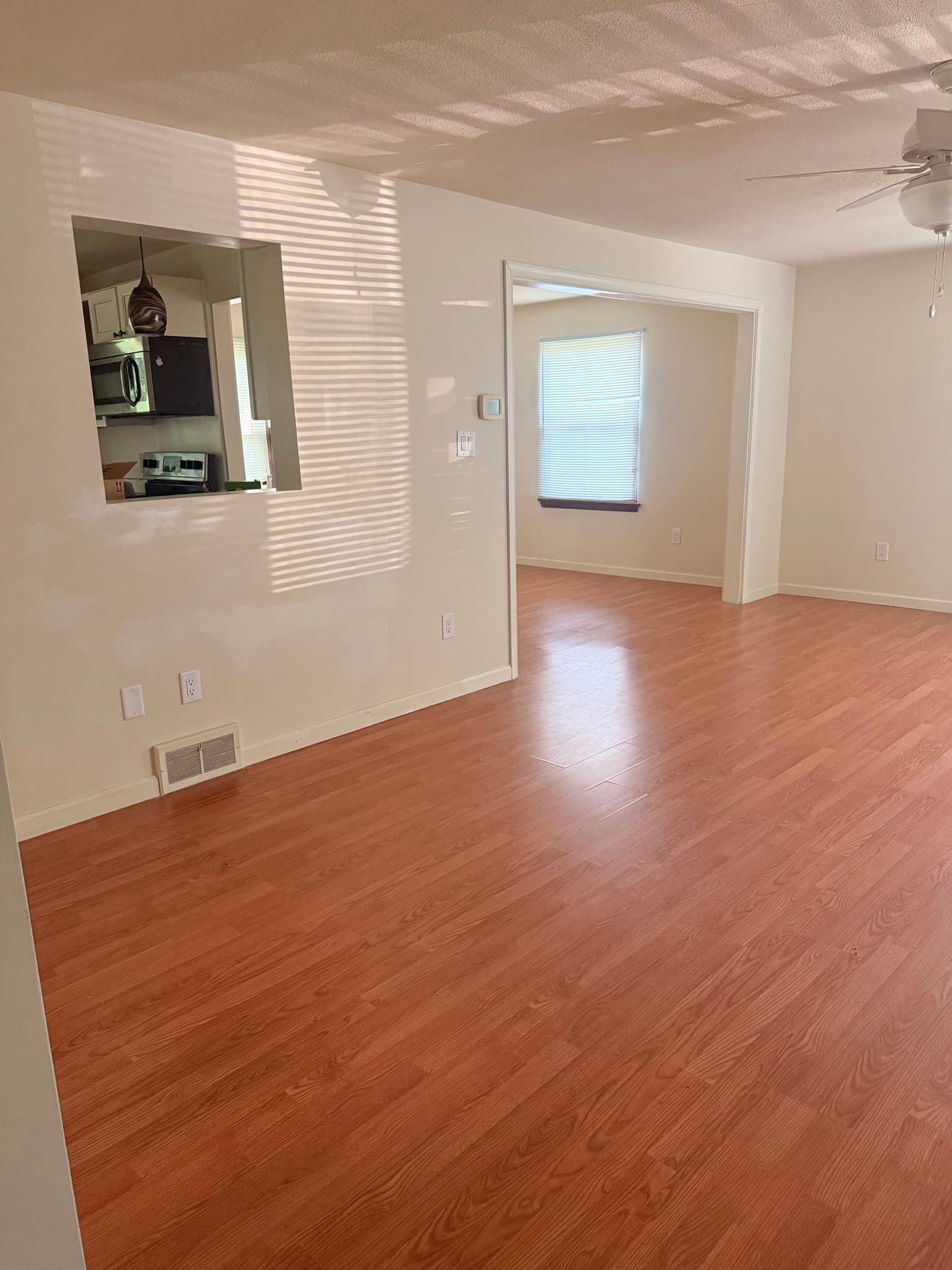 Lemont House: 323 Matilda Ave