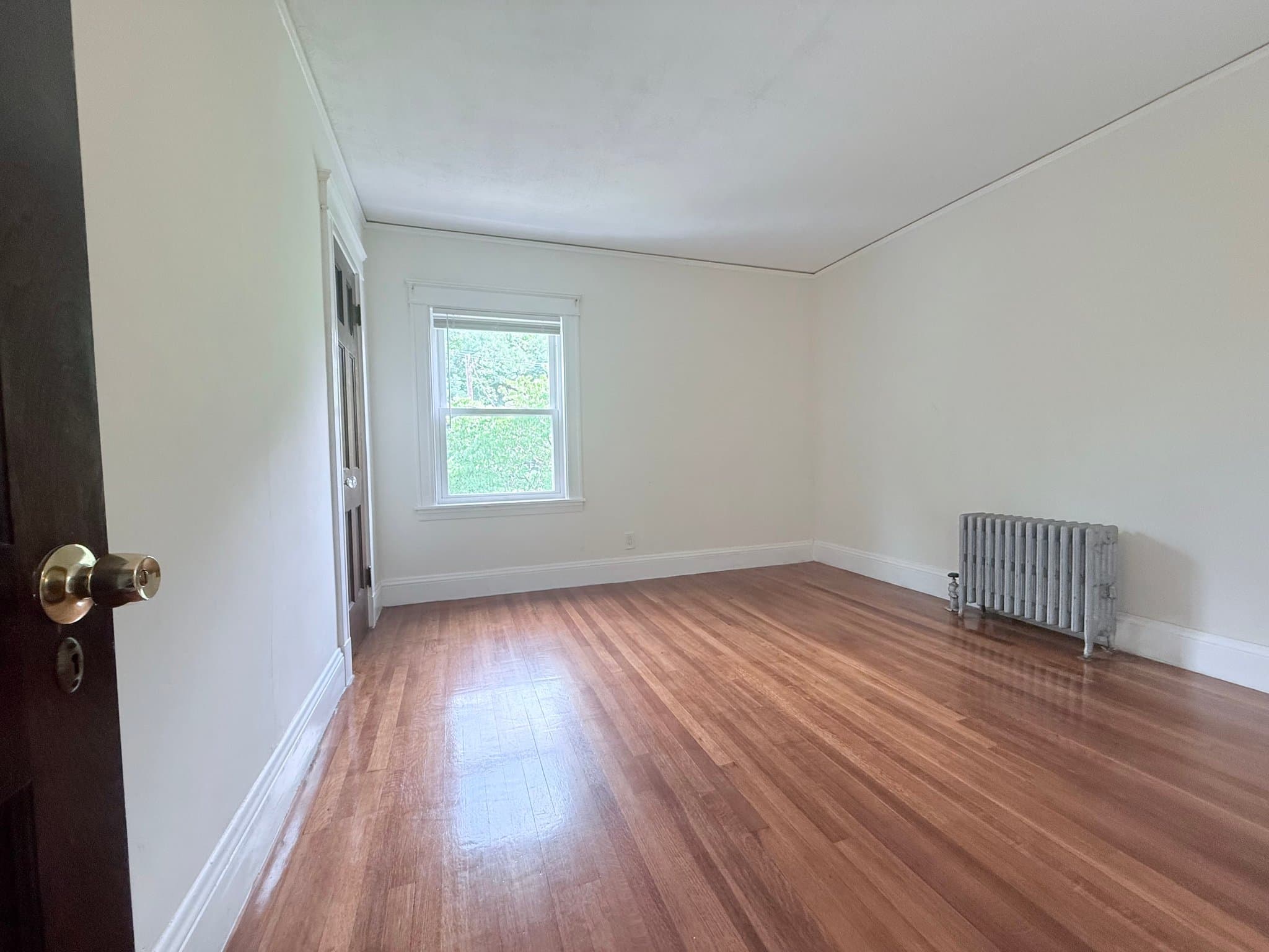 Newton House: 1639 Washington St
