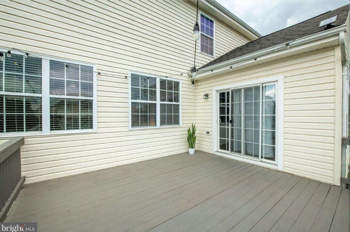 Martinsburg House: 73 Anthony Taylor Way