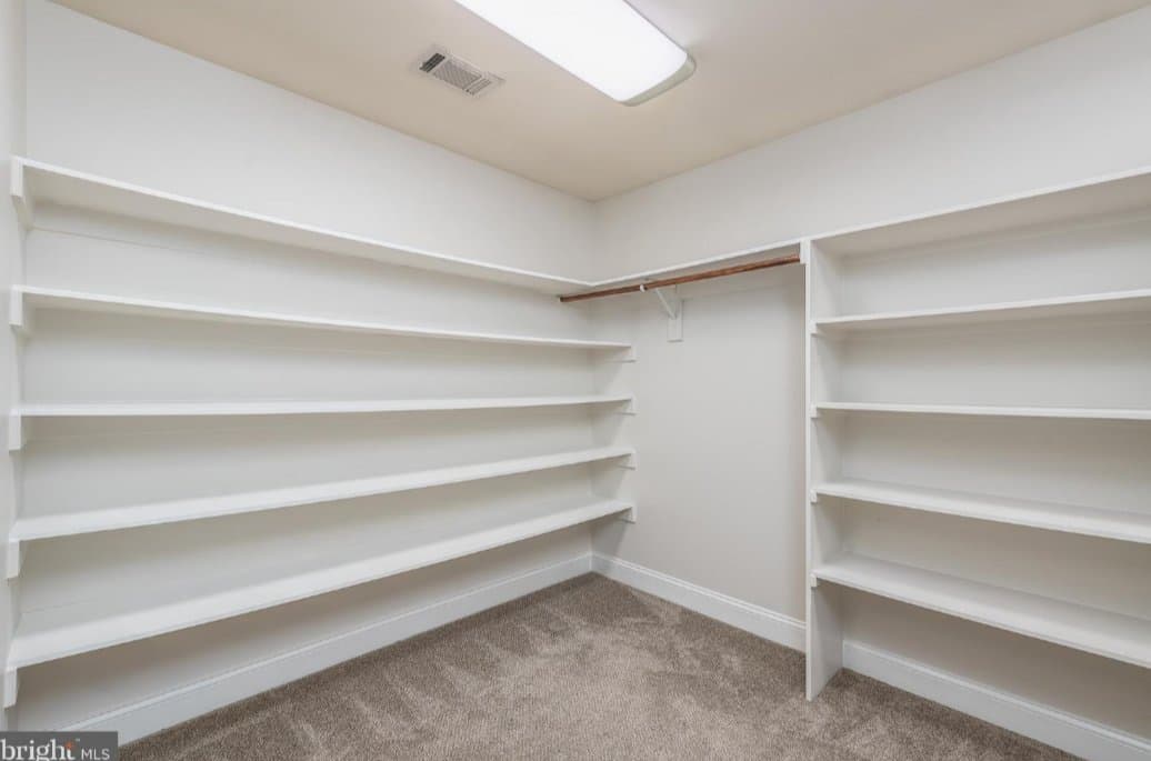 Martinsburg House: 73 Anthony Taylor Way