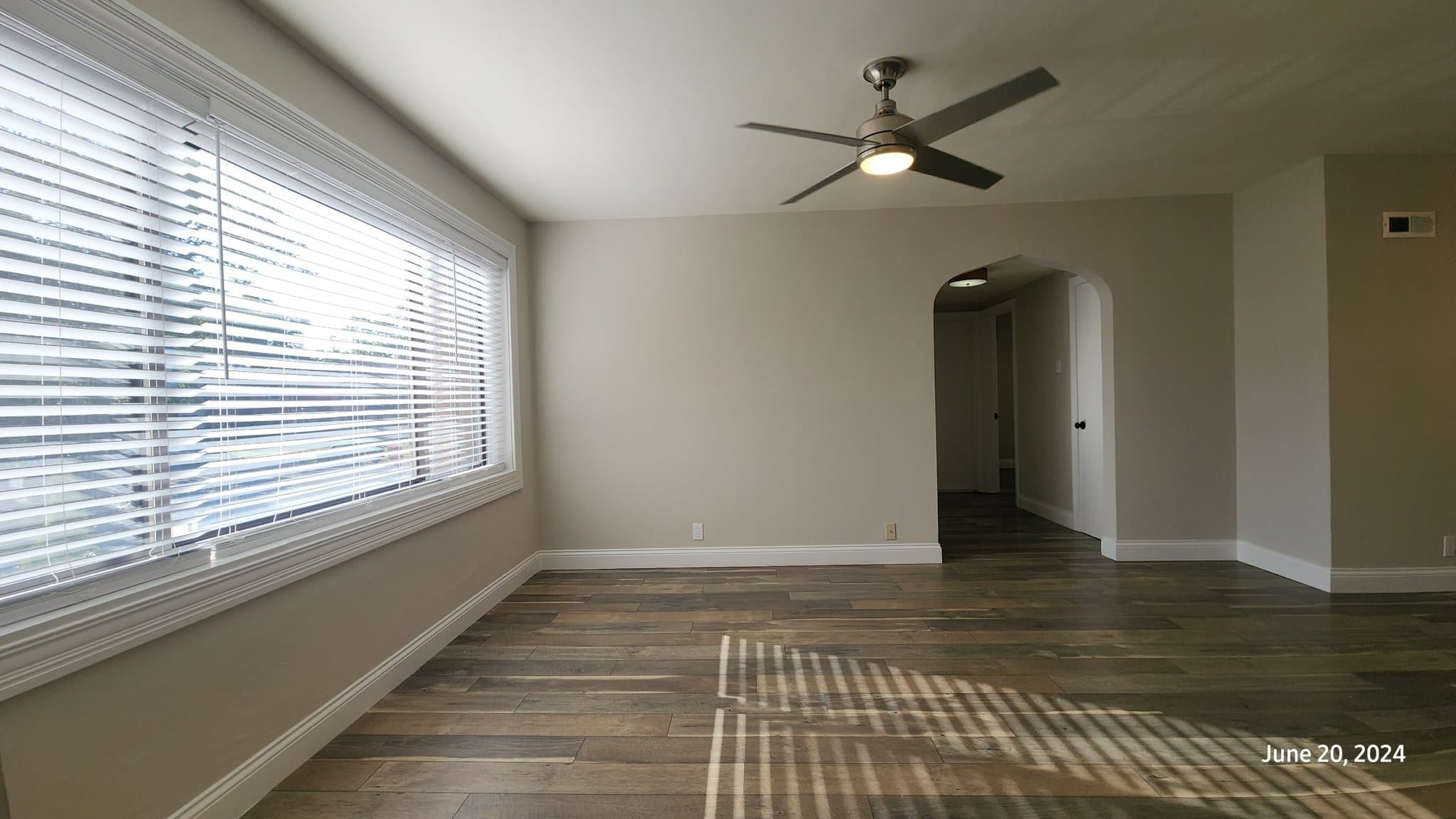St Louis Apartment: 5878 Nottingham Ave.