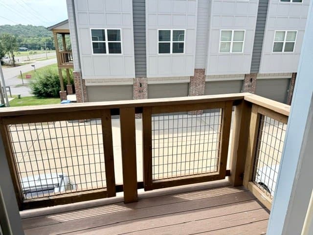 Fayetteville Townhome: 1731 W Deane St