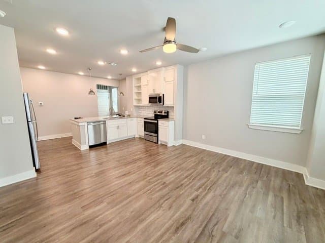 Fayetteville Townhome: 1731 W Deane St