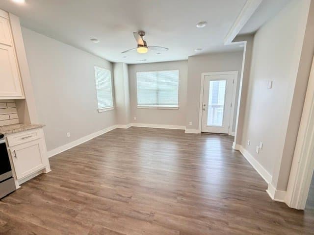 Fayetteville Townhome: 1731 W Deane St