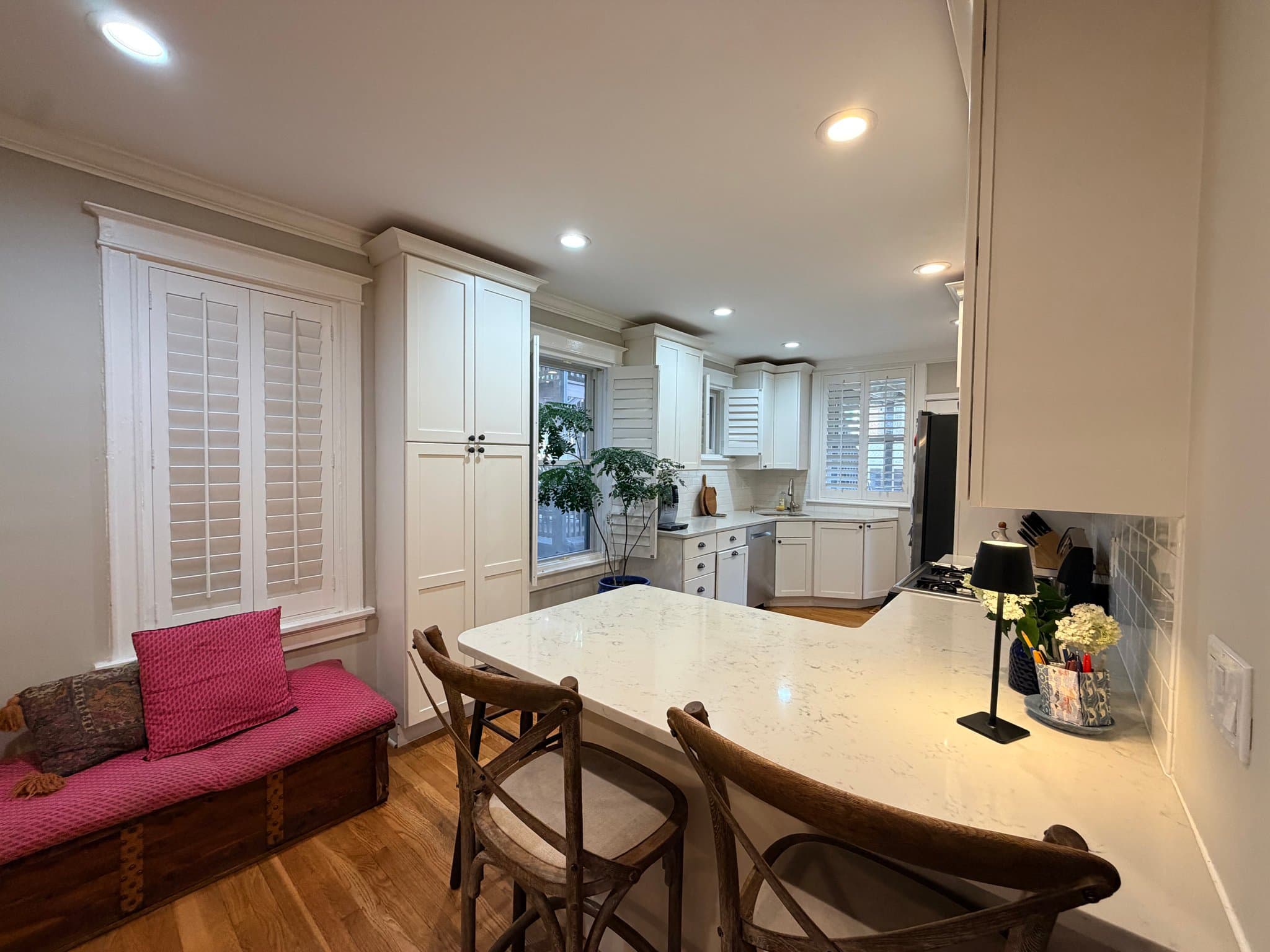 Clayton Condo: 6330 S Rosebury Ave