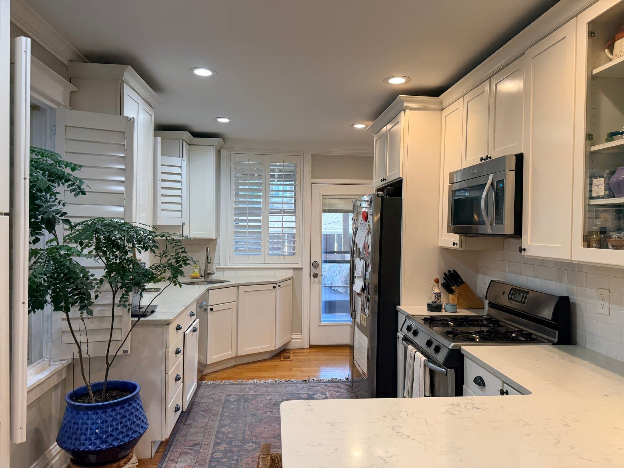 Clayton Condo: 6330 S Rosebury Ave