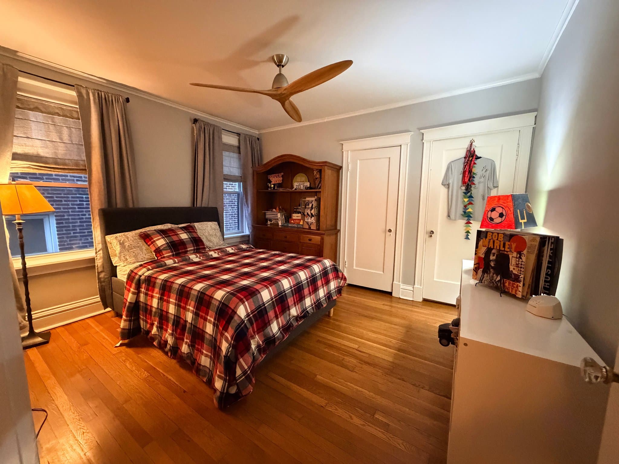 Clayton Condo: 6330 S Rosebury Ave