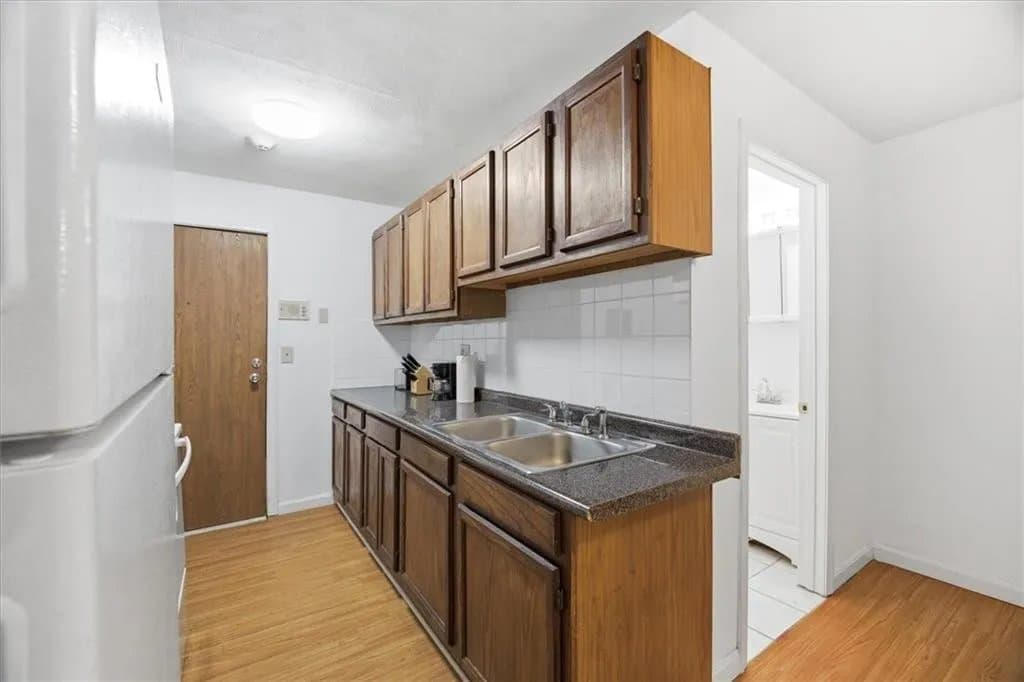 North Providence Apartment: 420 Woodward Rd