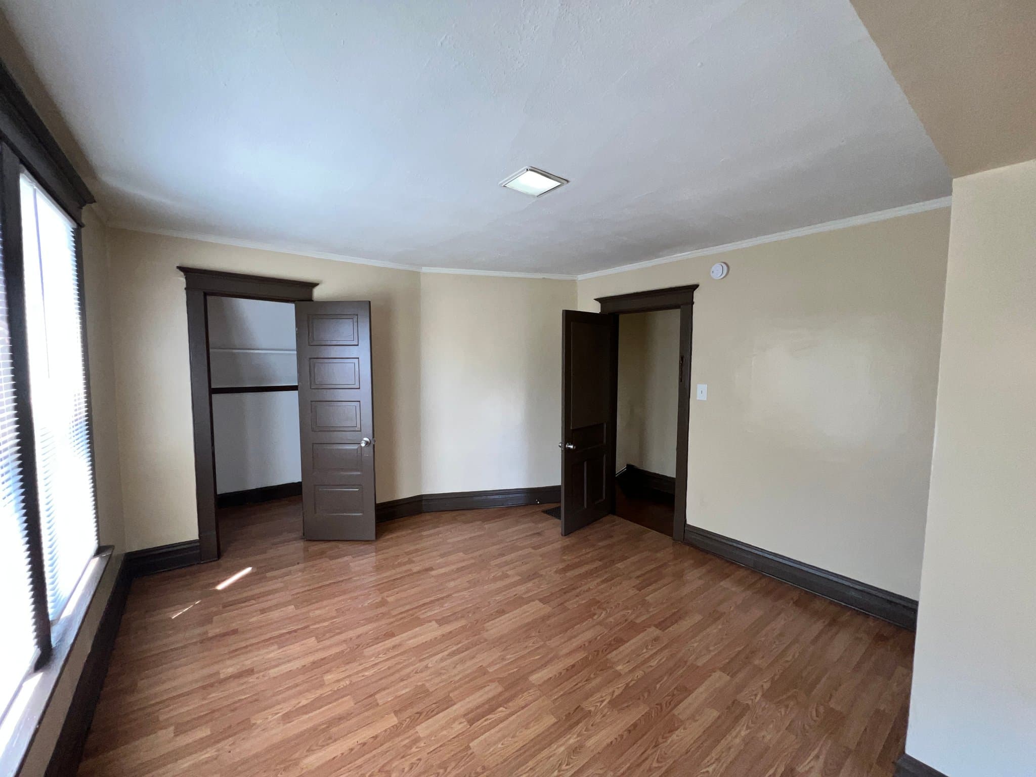 Chicago House: 12015 S Stewart Ave