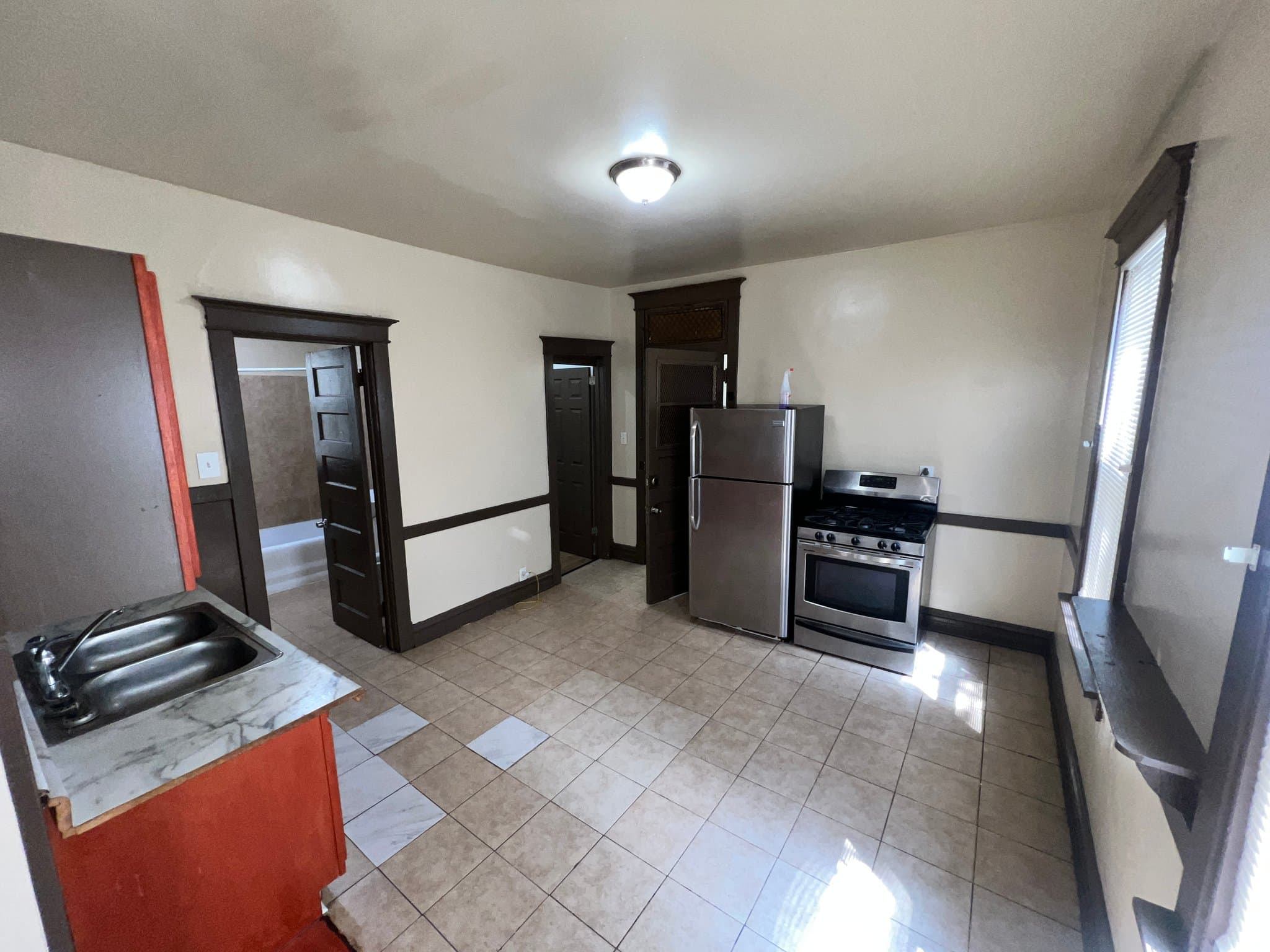 Chicago House: 12015 S Stewart Ave