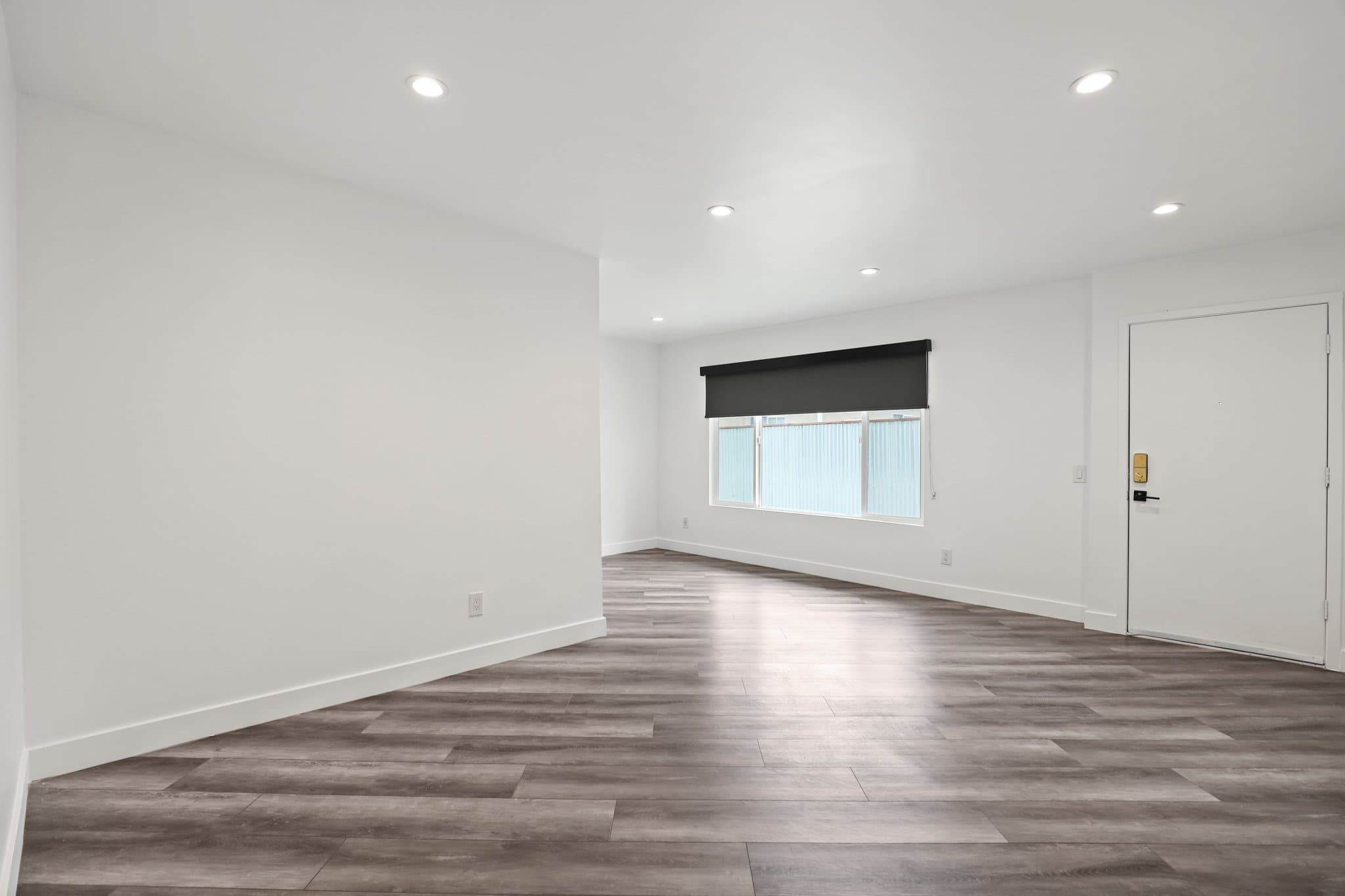 Los Angeles Apartment: 6307 Elgin Street