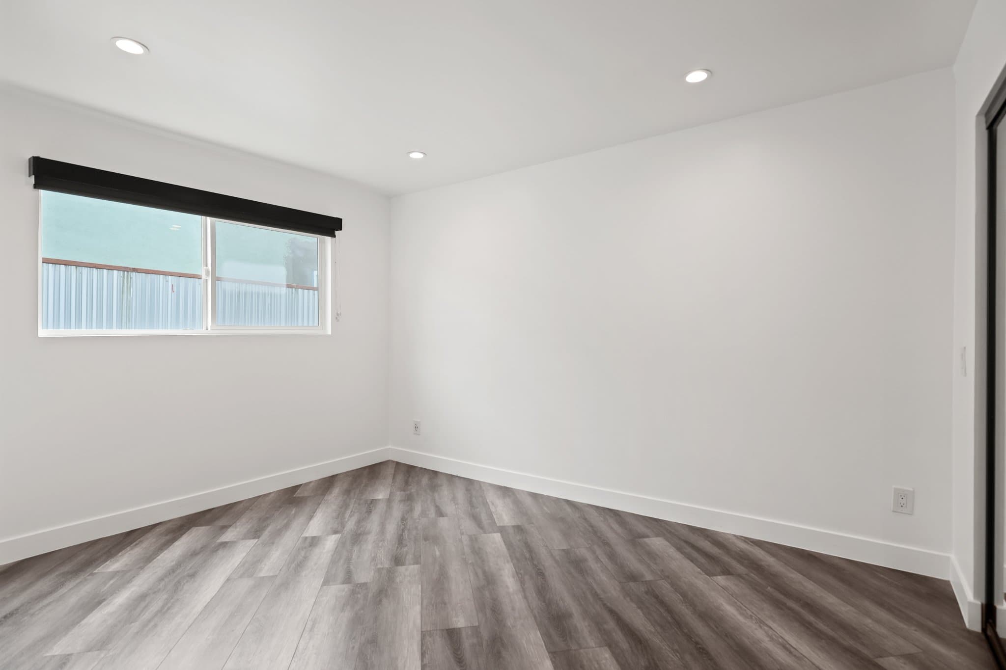 Los Angeles Apartment: 6307 Elgin Street