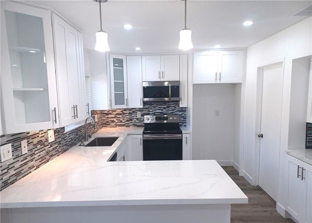 Fountain Valley Townhome: 11820 Gloxinia Ave