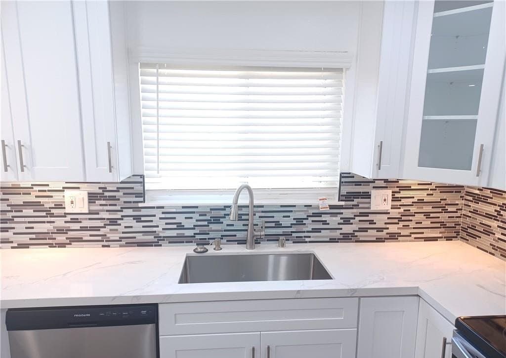 Fountain Valley Townhome: 11820 Gloxinia Ave