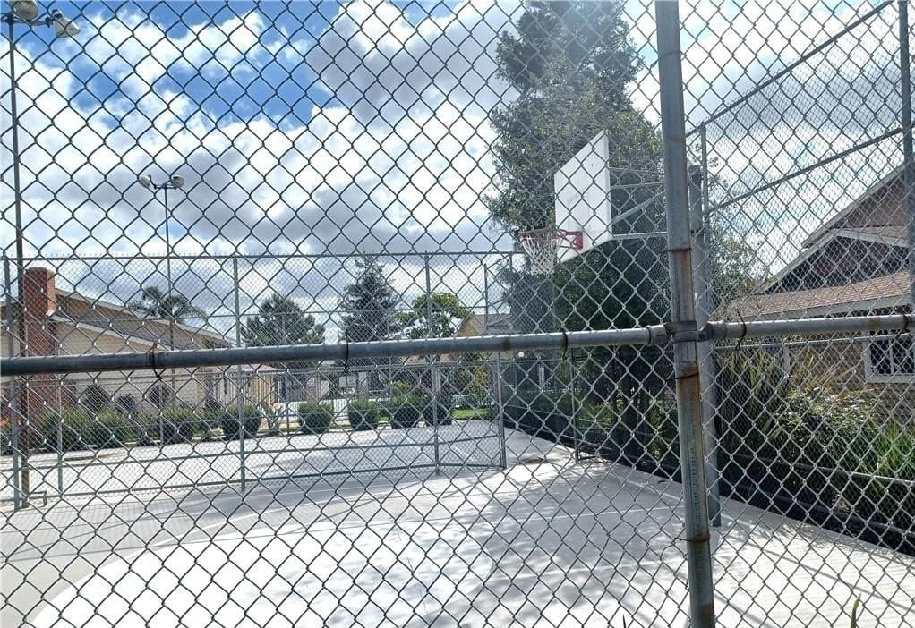 Fountain Valley Townhome: 11820 Gloxinia Ave