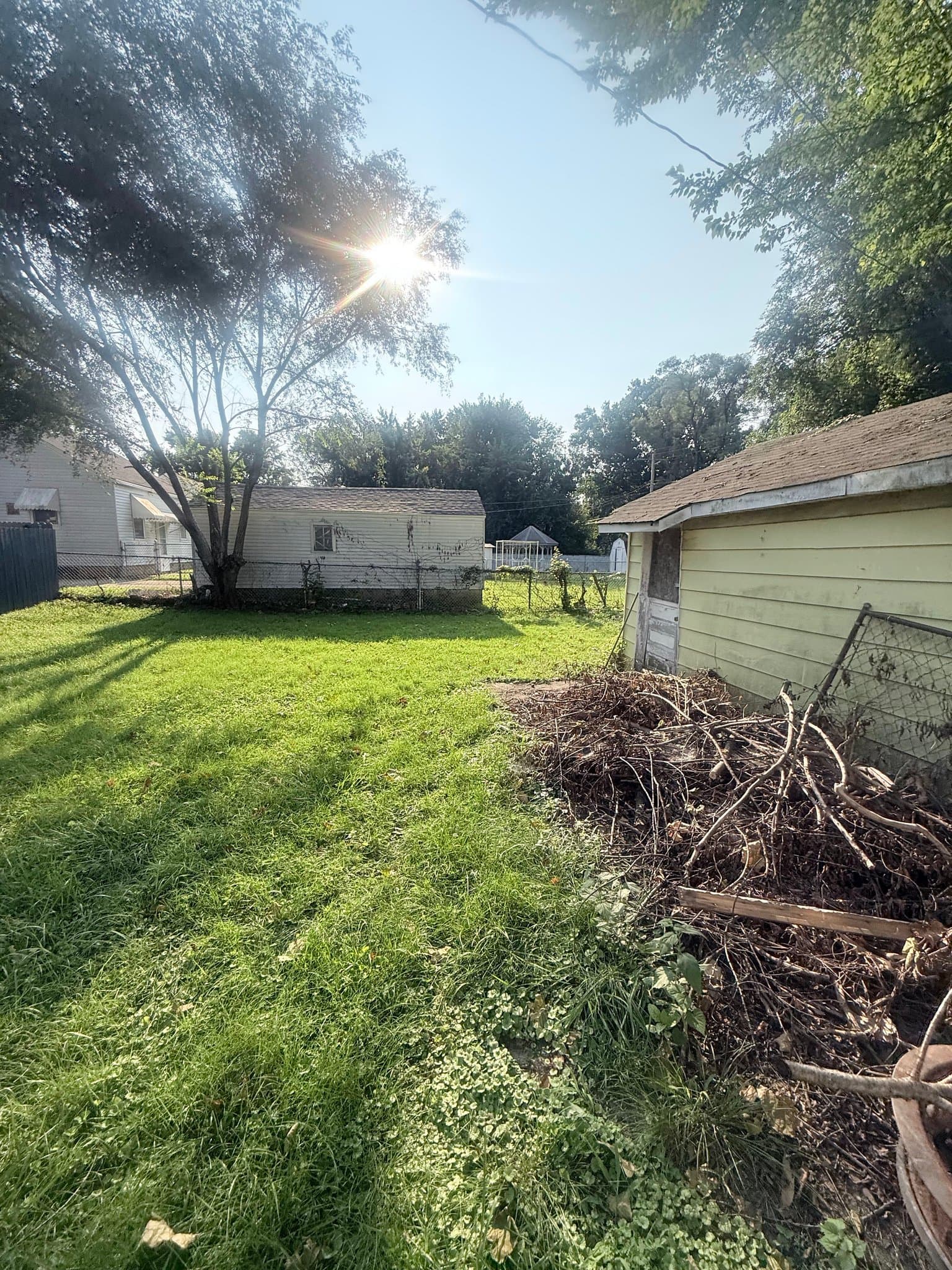 Decatur House: 1746 N Woodford St