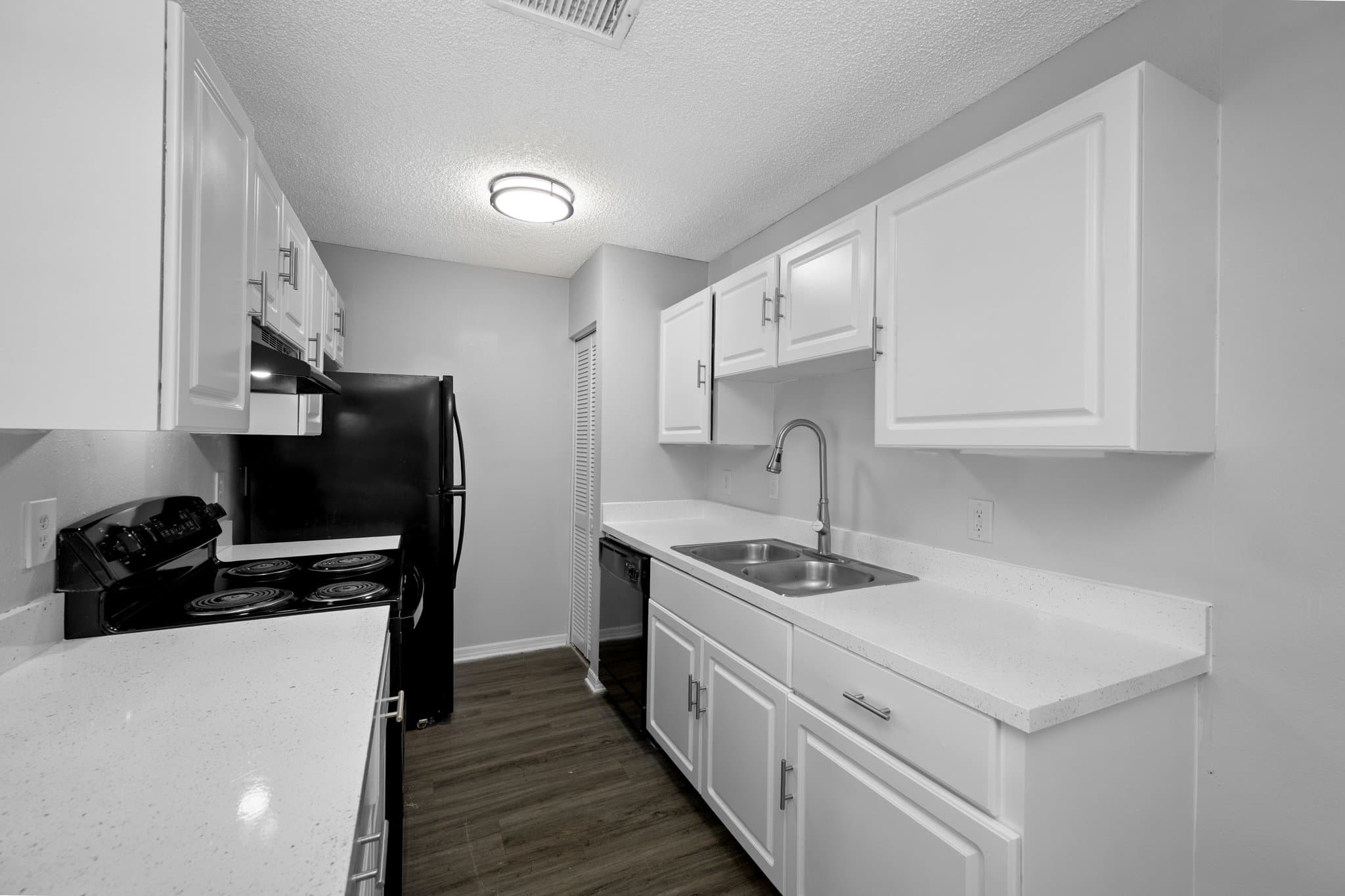 Port Richey Multiplex: 10709 Yorkshire Lane