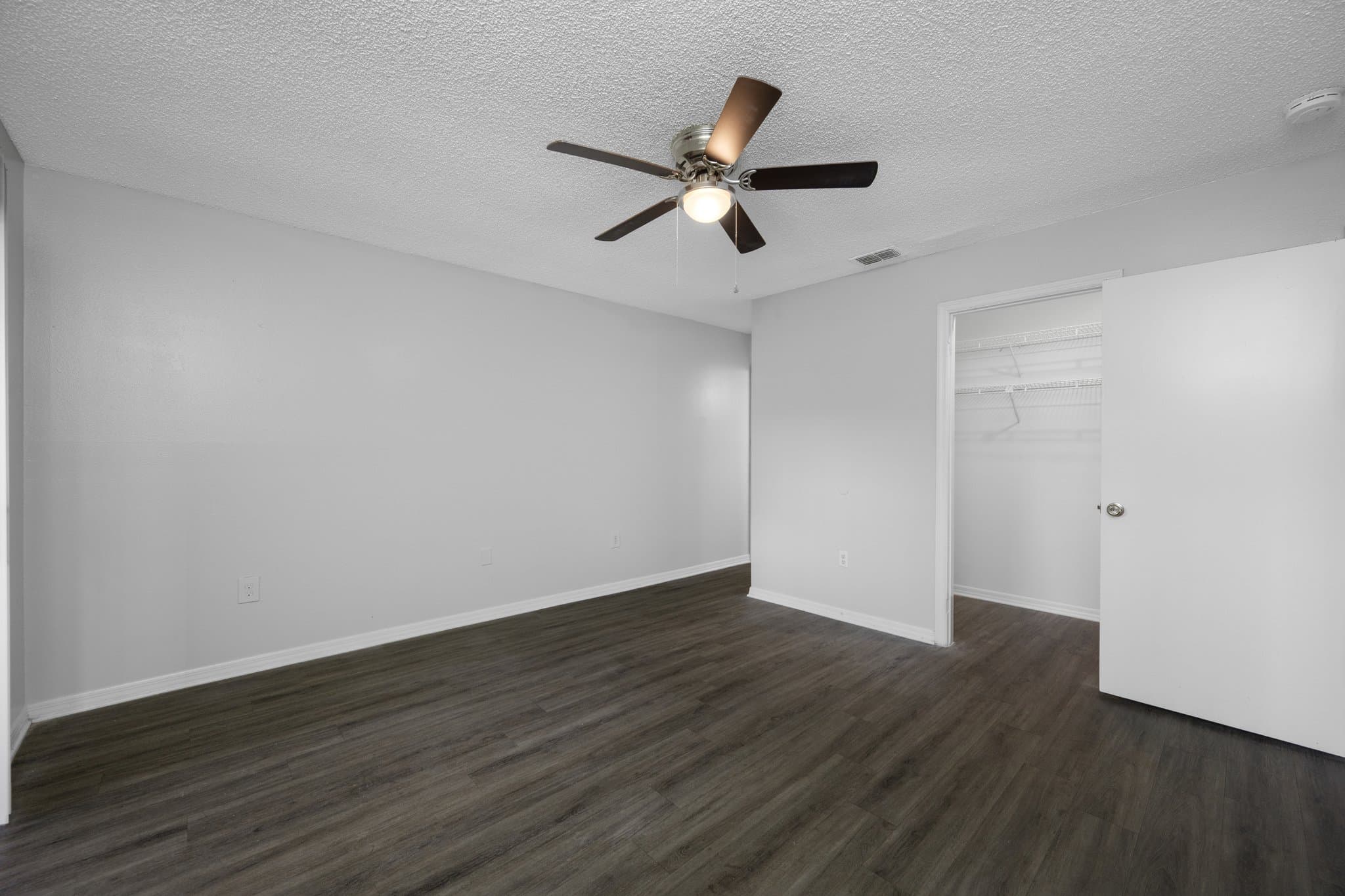 Port Richey Multiplex: 10709 Yorkshire Lane