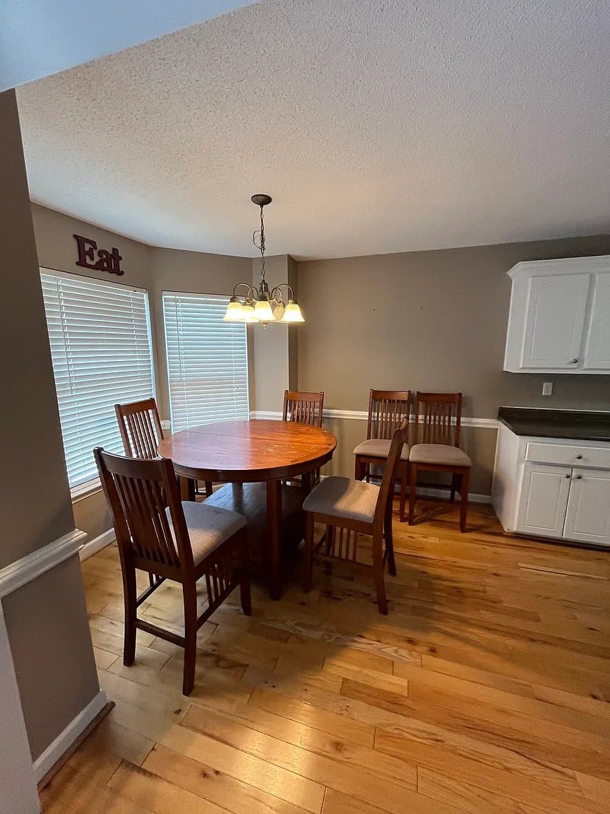 Boiling Springs House: 740 Running Creek Lane