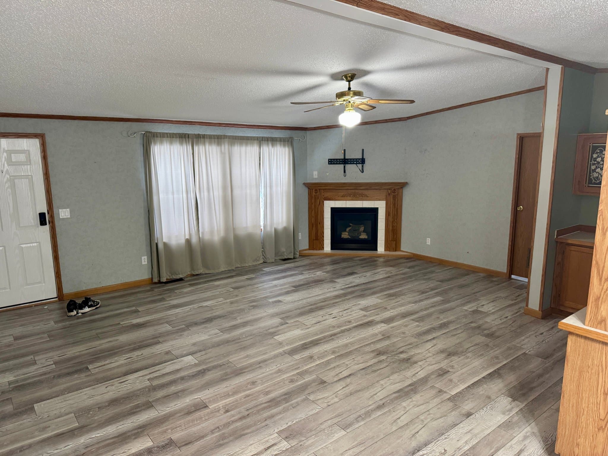 Litchfield House: 57975 226th St