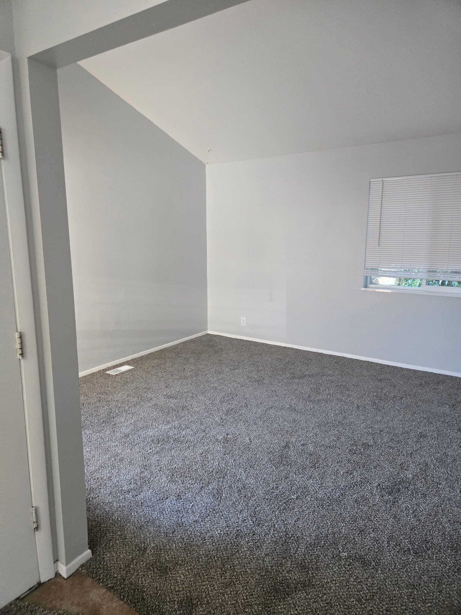 Bountiful Apartment: 639 S Main Street