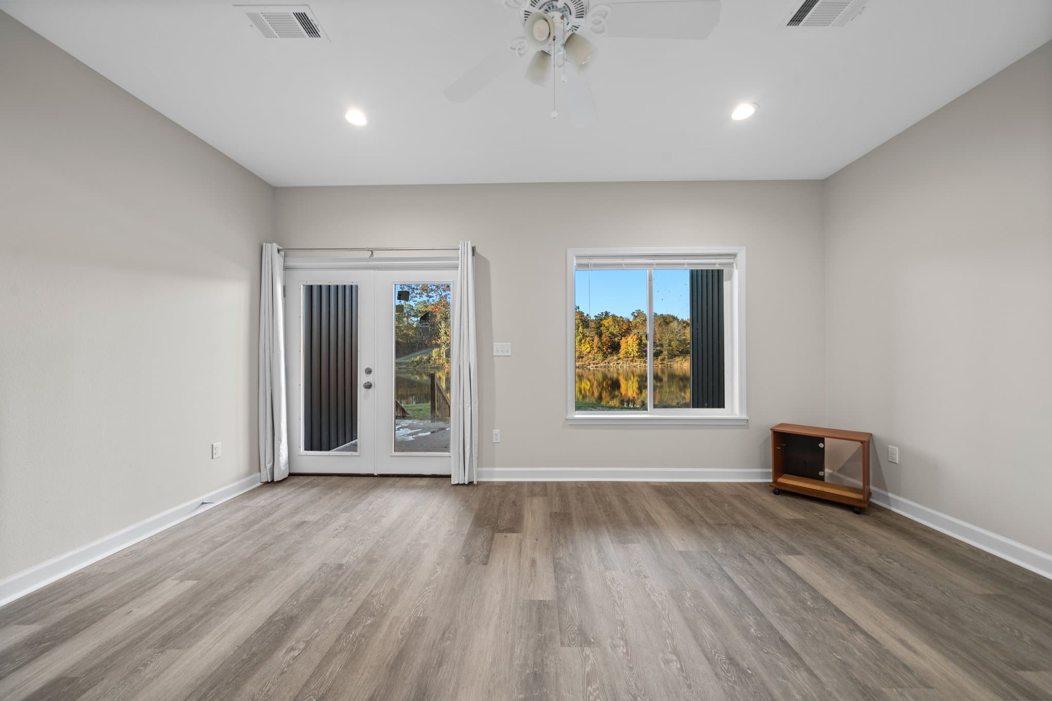 Hot Springs Multiplex: 165 Pebble Beach Place