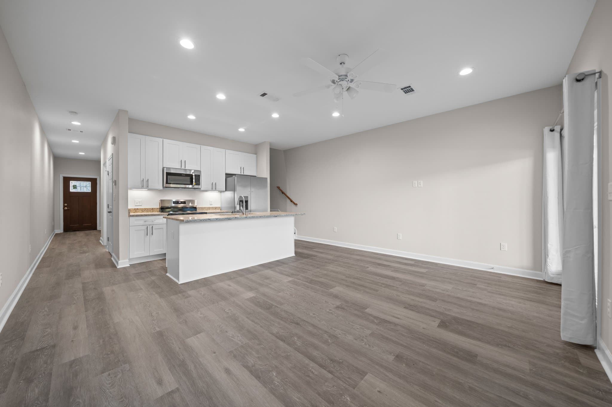 Hot Springs Multiplex: 165 Pebble Beach Place