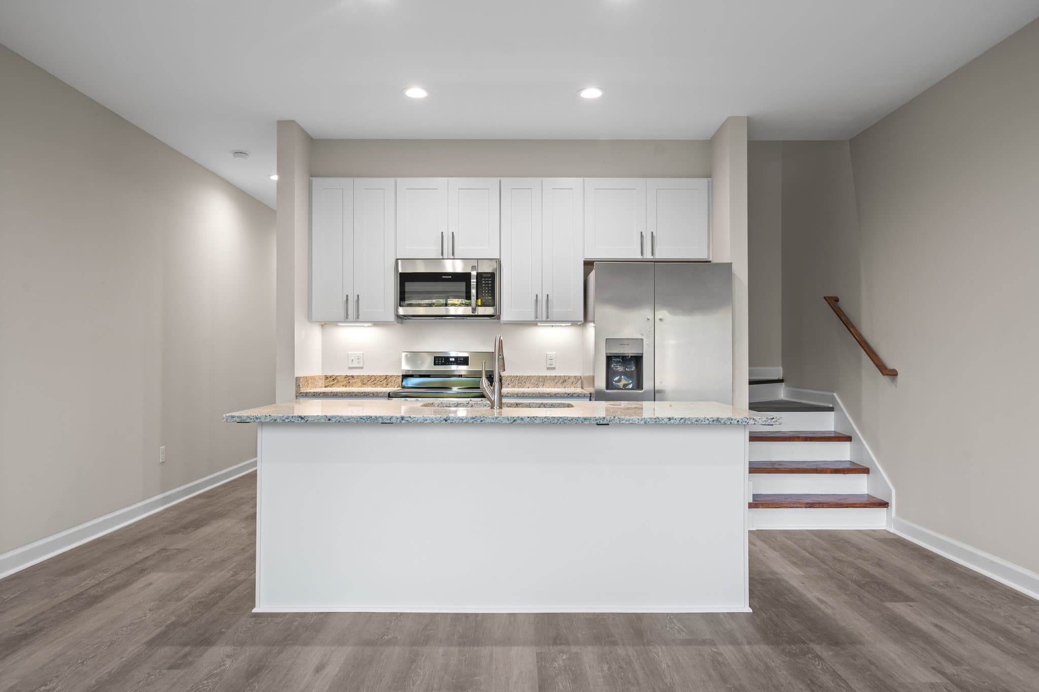 Hot Springs Multiplex: 165 Pebble Beach Place