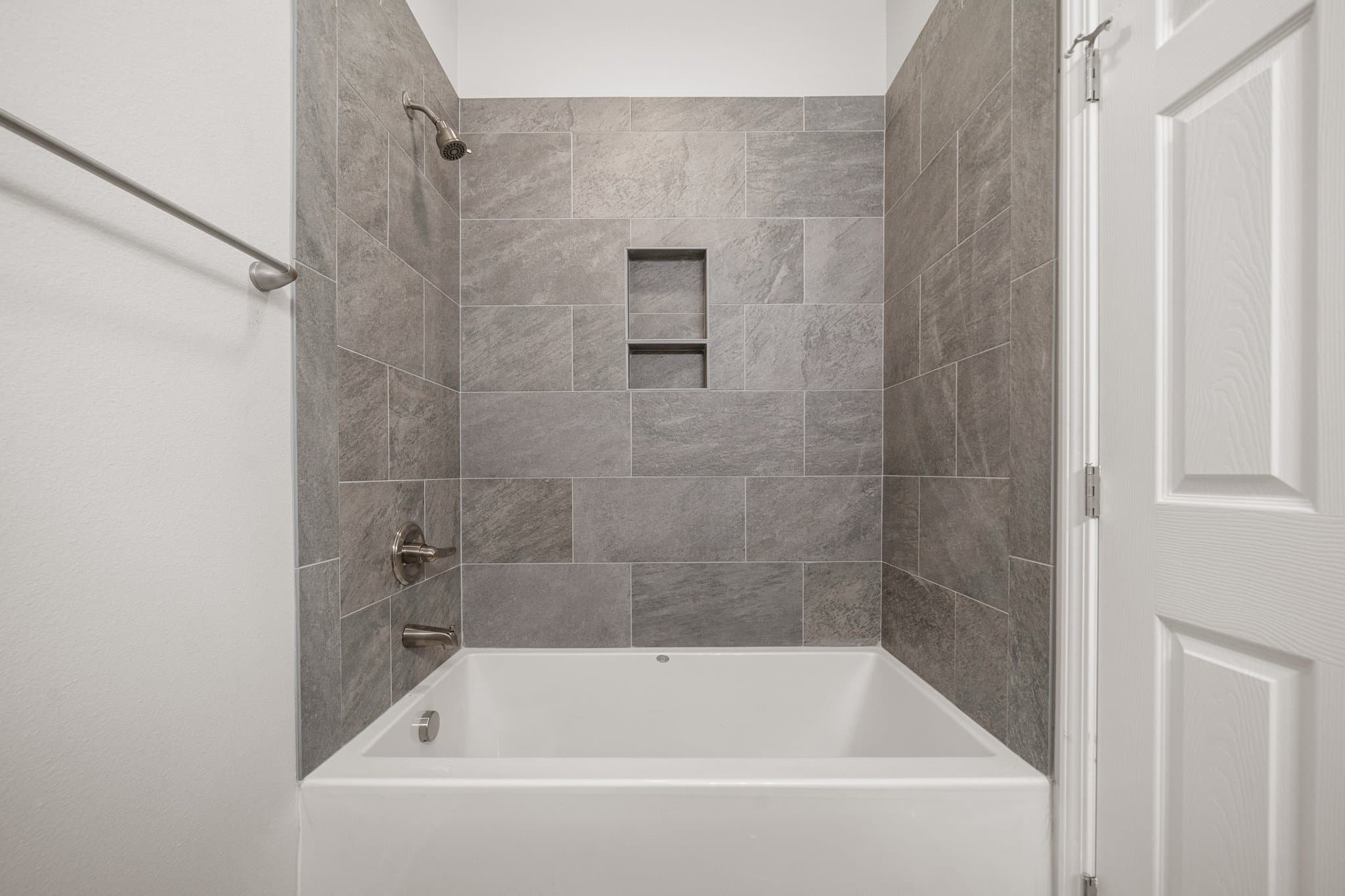 Hot Springs Multiplex: 165 Pebble Beach Place