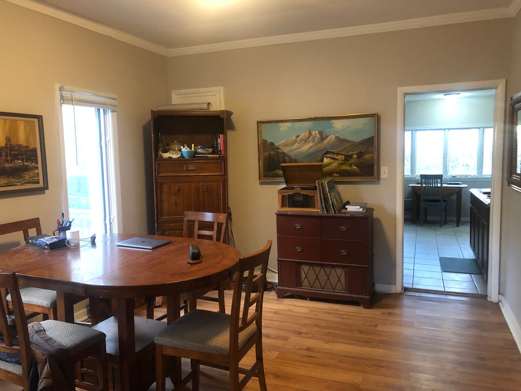 Saint Paul Single Room: 365 Edmund Avenue West