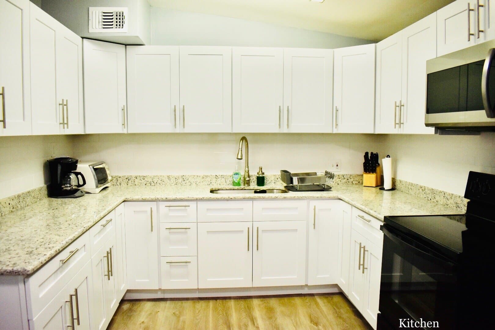 Seminole House: 9216 82nd St