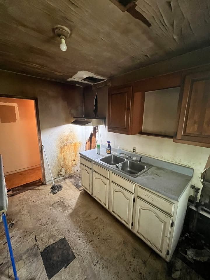 Montgomery House: 3355 Lunceford St