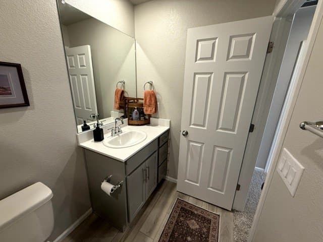 Aurora Townhome: 752 N Shawnee St