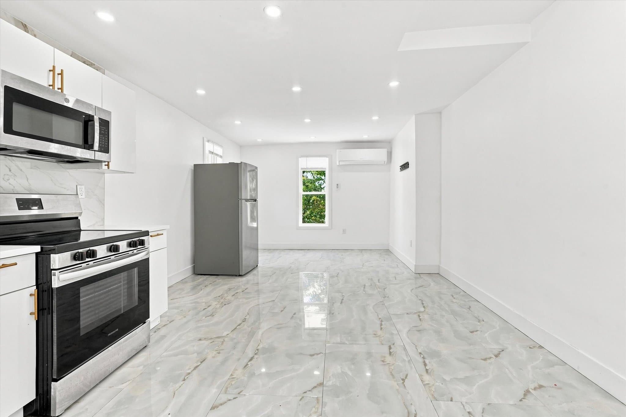 Philadelphia Apartment: 1119 N 41 St