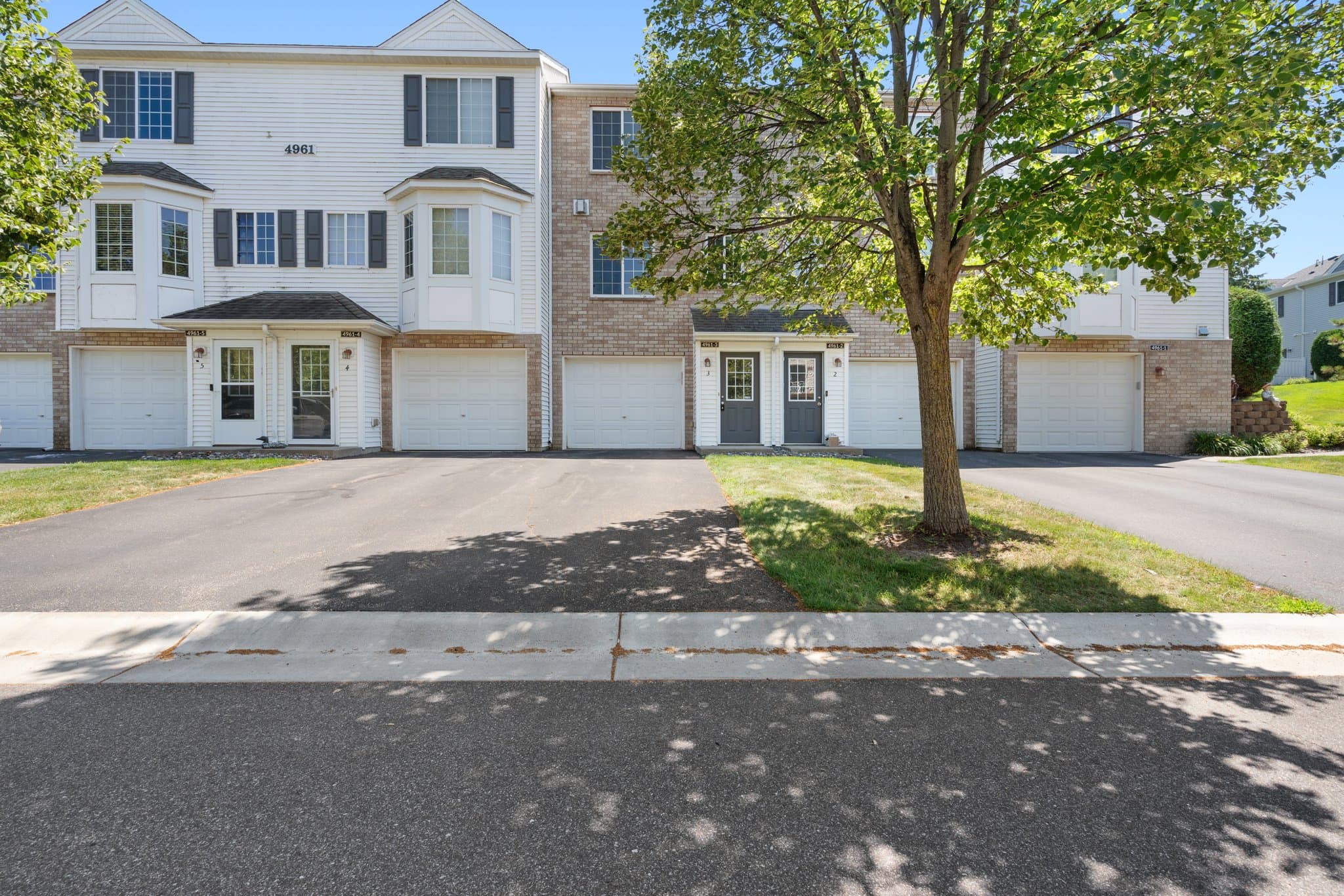 Hugo Townhome: 4961 Emmit Dr N