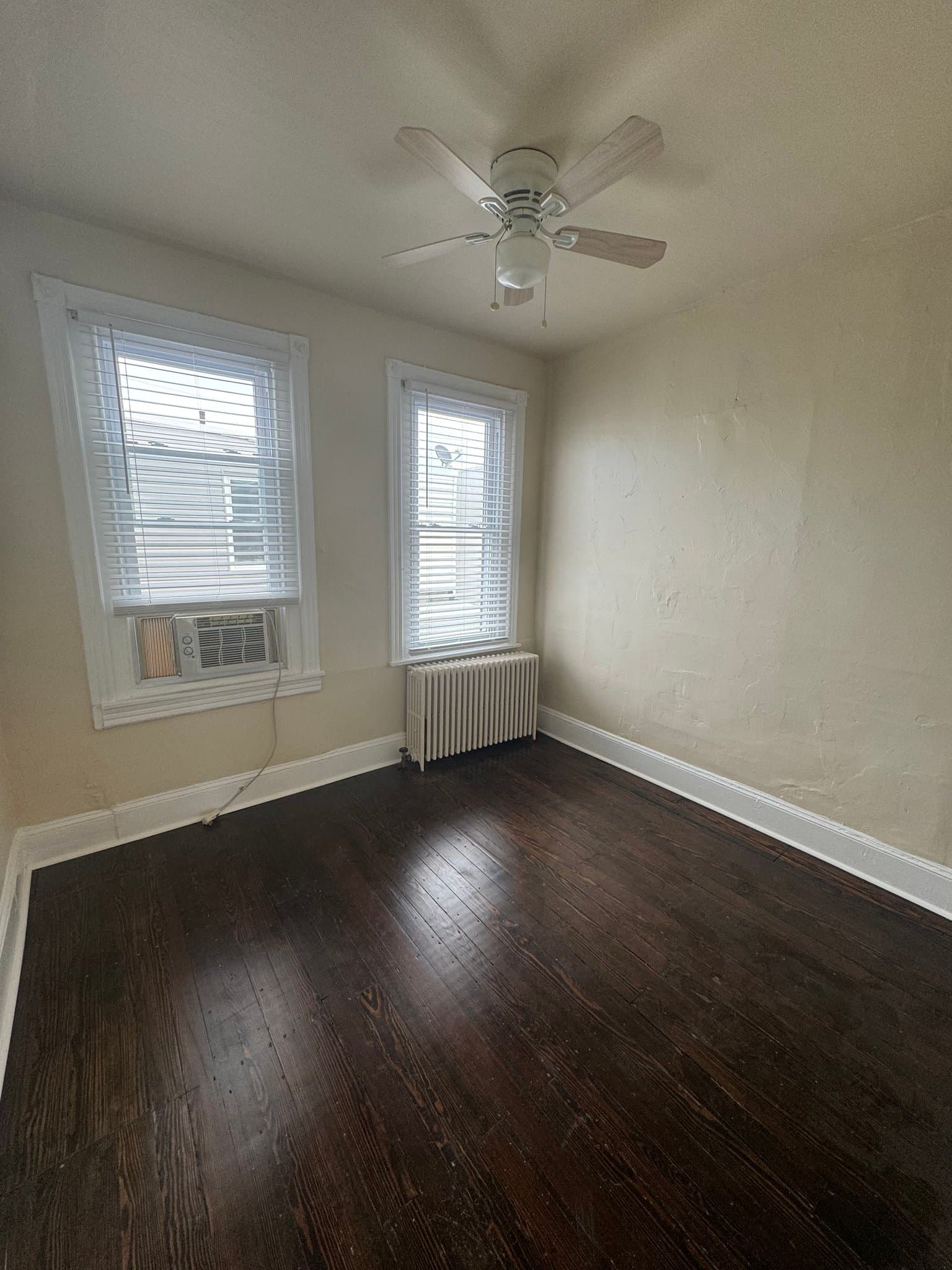 Philadelphia Townhome: 1917 Dudley Street