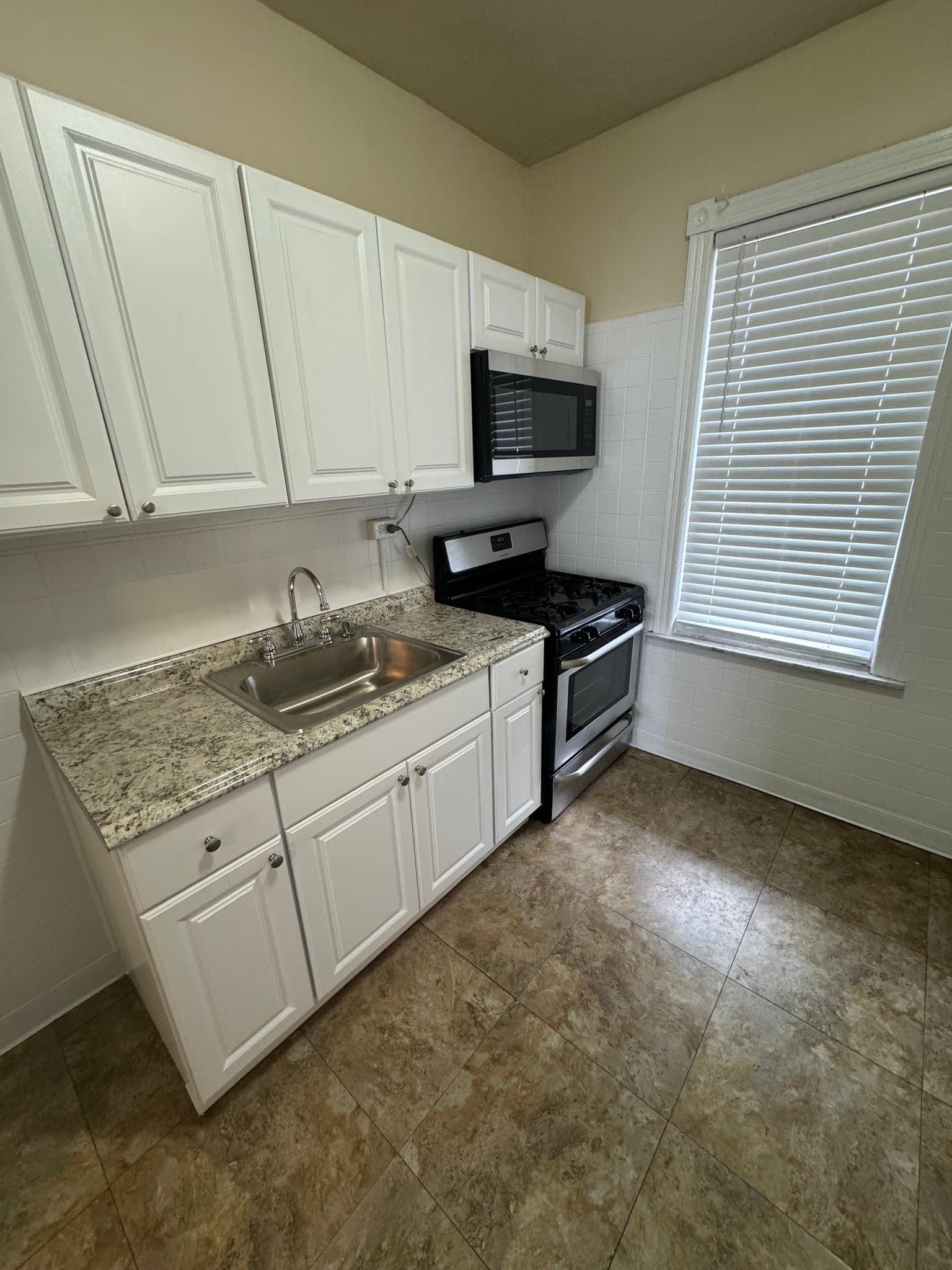 Philadelphia Townhome: 1917 Dudley Street