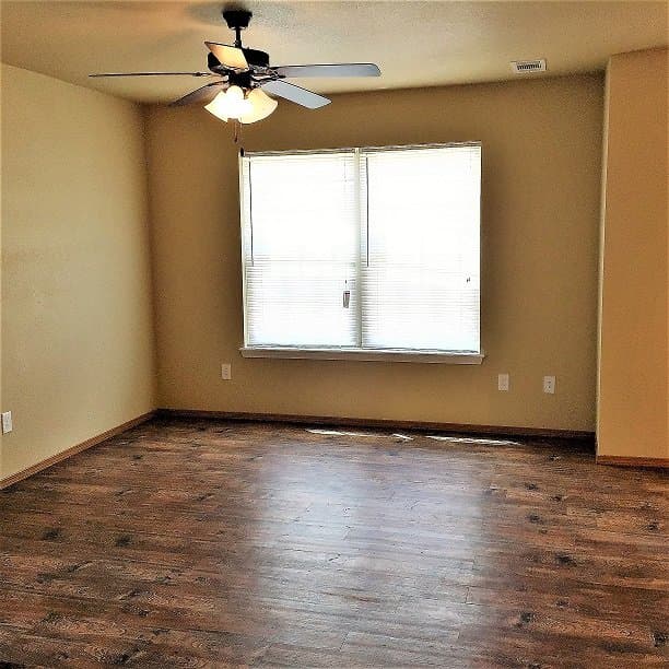 Fayetteville Townhome: 2814 W Lakewood Dr