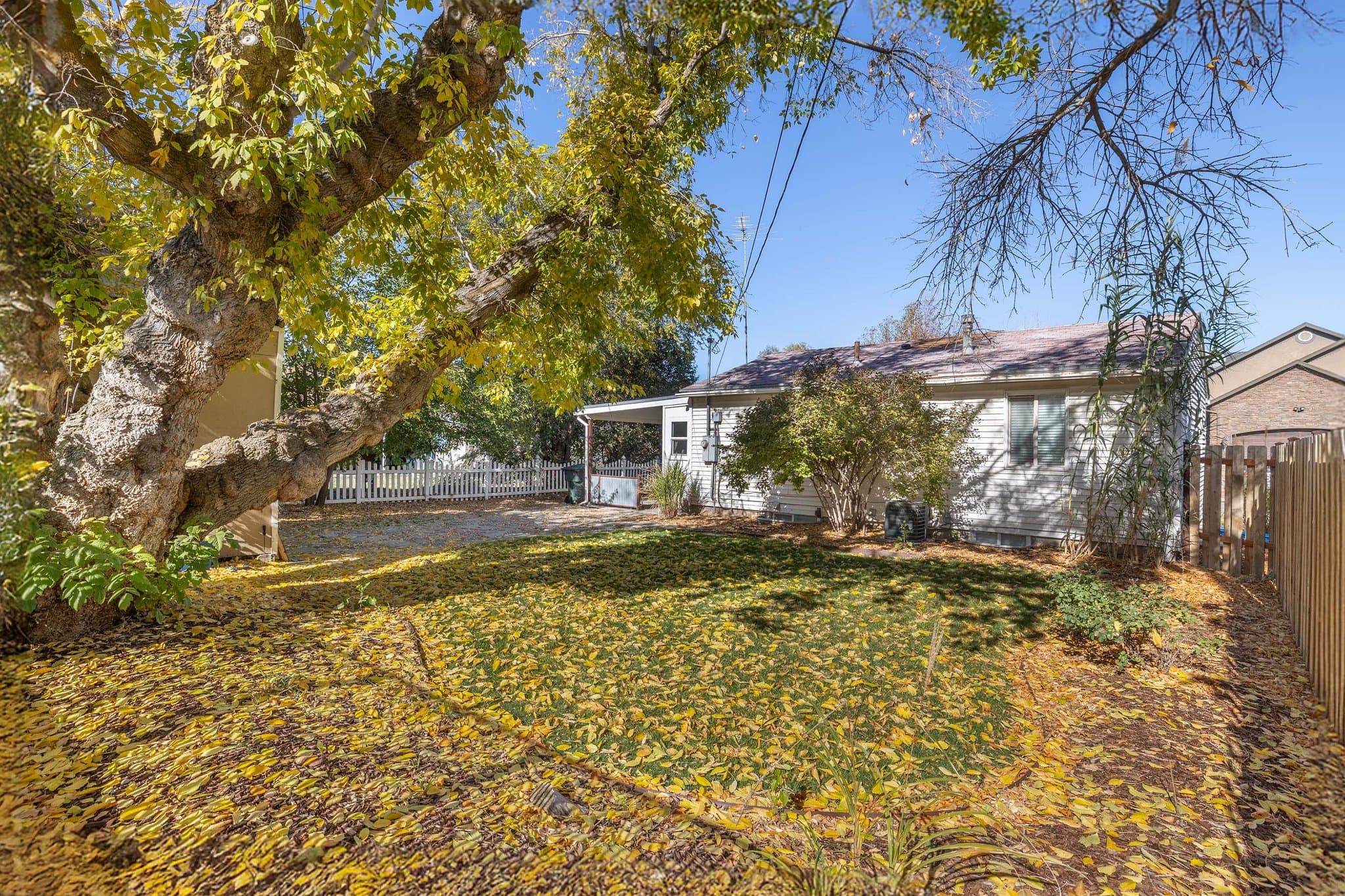 West Valley City Apartment: 3911 S 3200 W Unit C