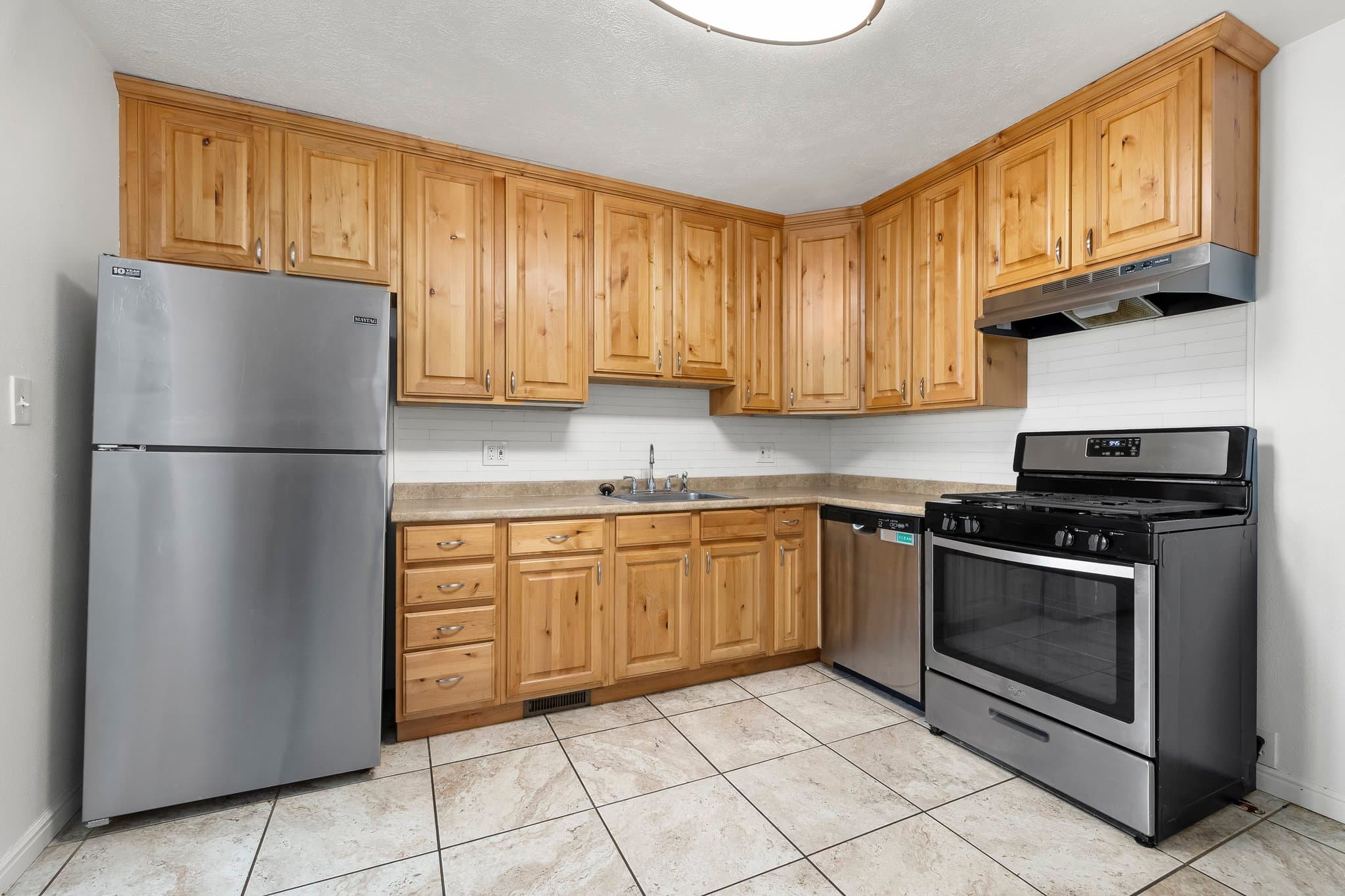 West Valley City Apartment: 3911 S 3200 W Unit C