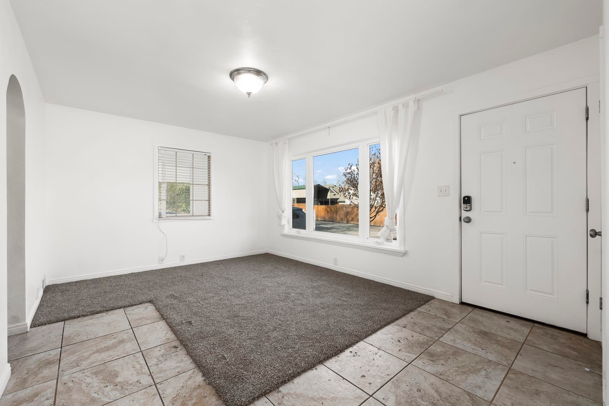 West Valley City Apartment: 3911 S 3200 W Unit C