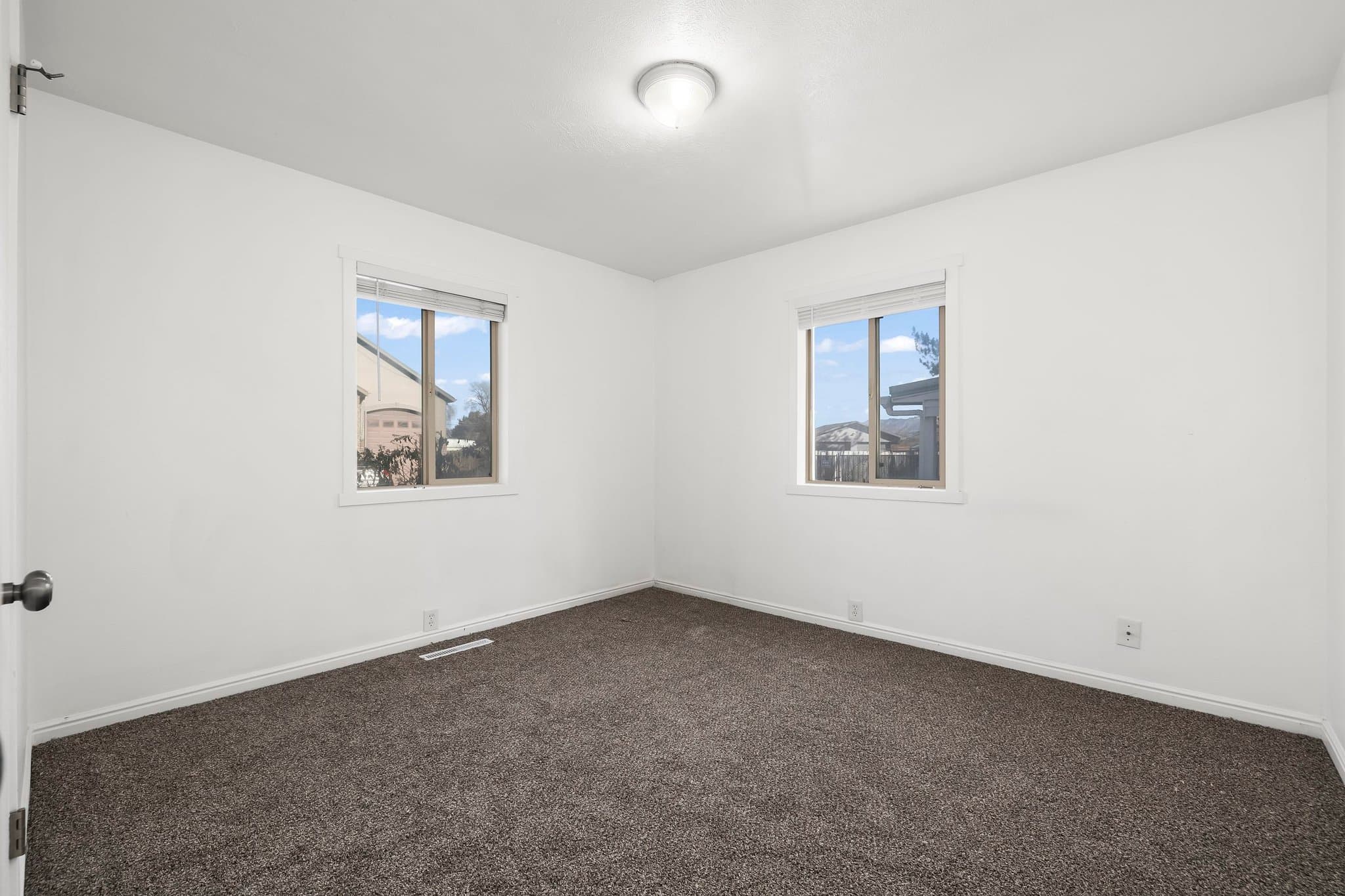 West Valley City Apartment: 3911 S 3200 W Unit C