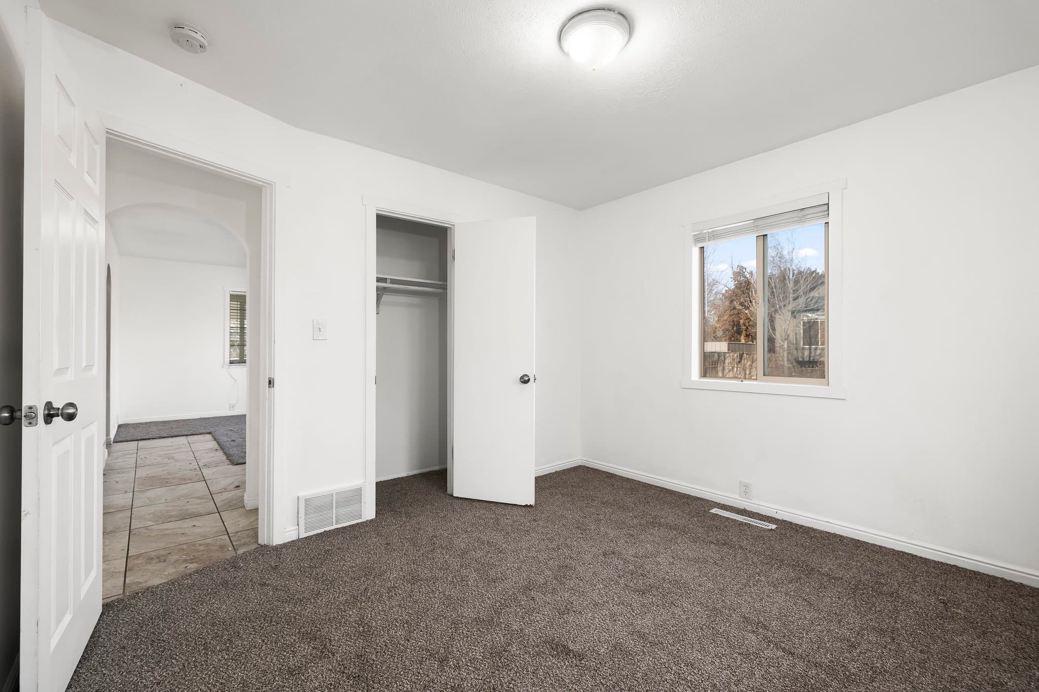 West Valley City Apartment: 3911 S 3200 W Unit C