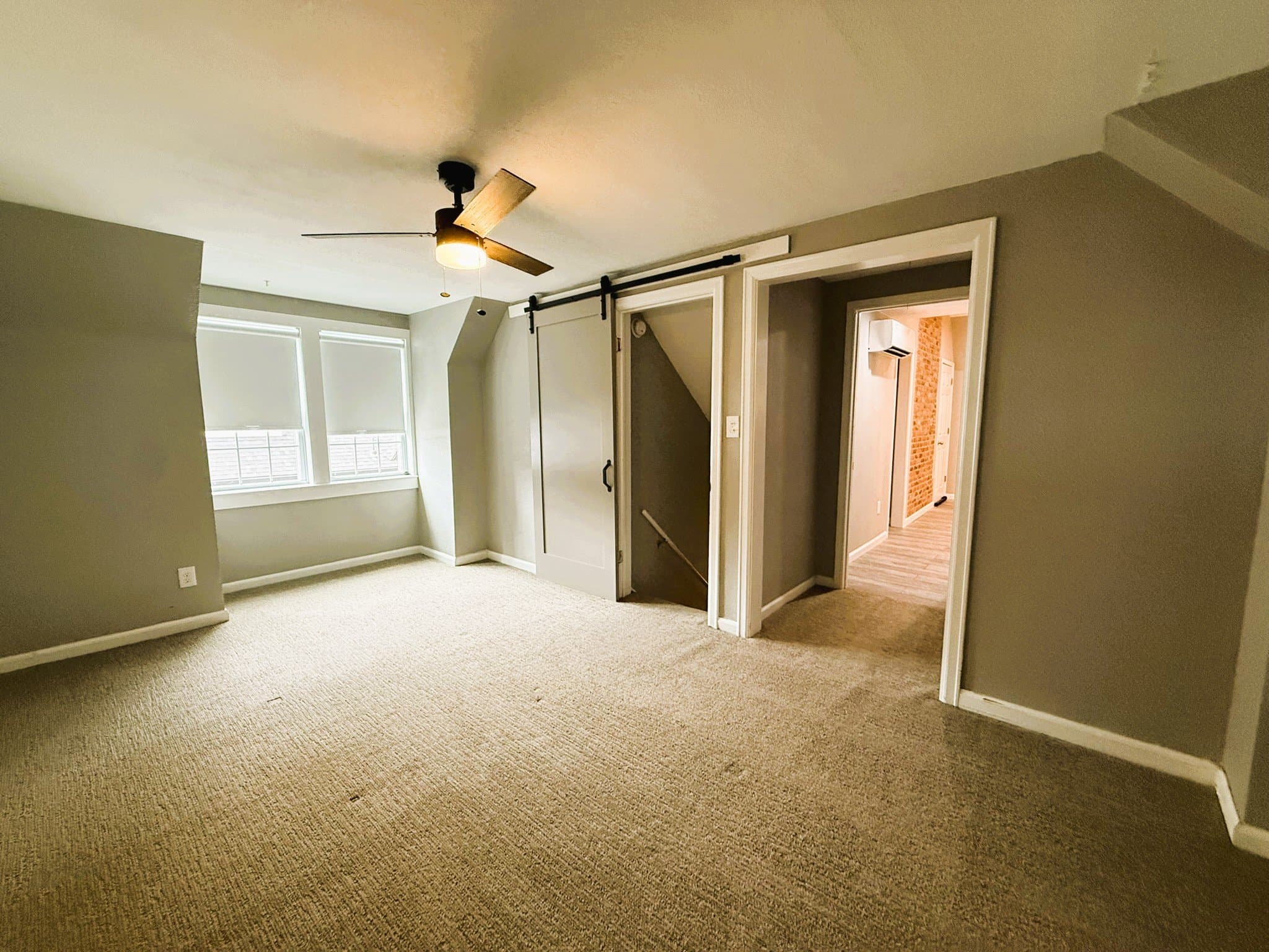 Wichita House: 514 S Crestway